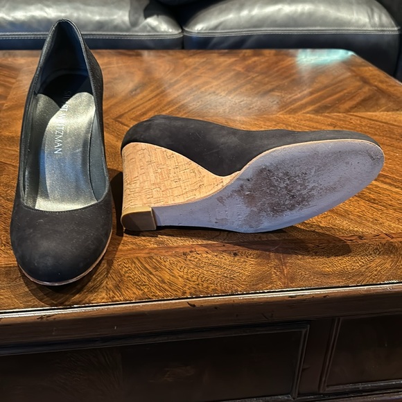 EUC Stuart Weitzman Aloha Wedge - Picture 3 of 5